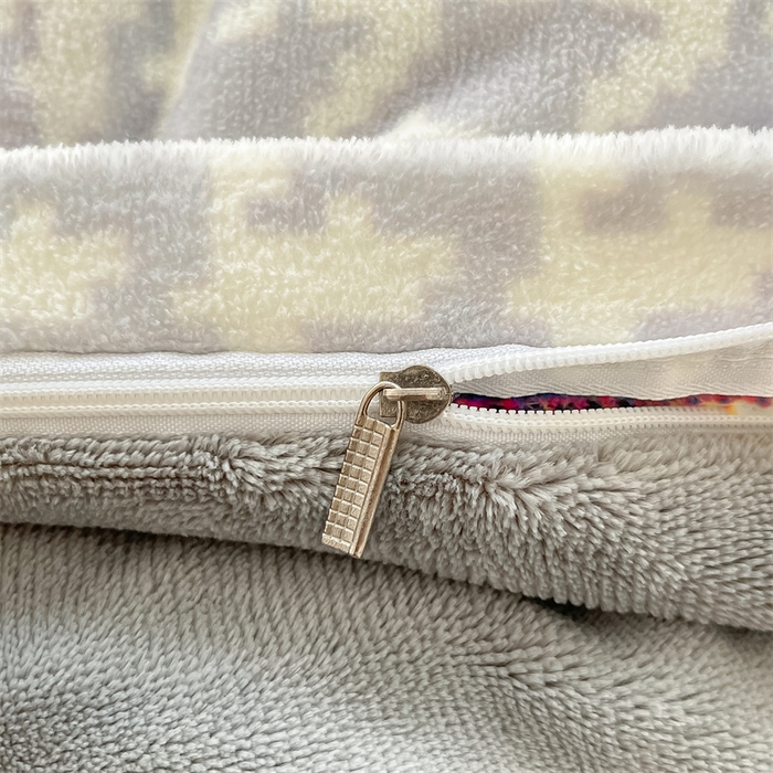 91家纺网 家纺一手货源 找家纺 如约 2025新款印花牛奶绒四件套 千鸟格-灰