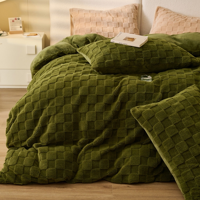 91家纺网 家纺一手货源 找家纺 晨曦家纺 2025新款加厚高克重230克塔芙绒牛奶绒单被套-初暖系列 初暖-茶绿