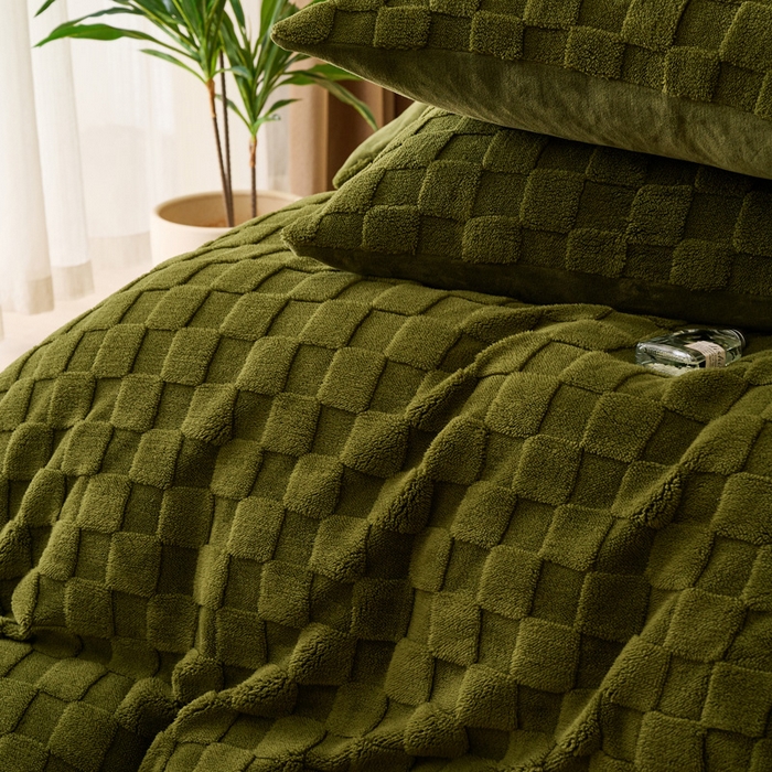 91家纺网 家纺一手货源 找家纺 晨曦家纺 2025新款加厚高克重230克塔芙绒牛奶绒单被套-初暖系列 初暖-茶绿