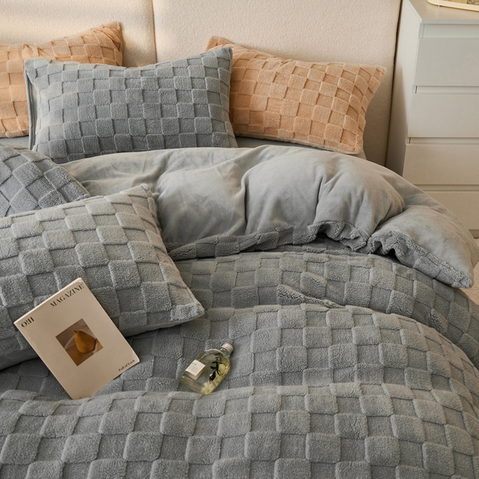 91家纺网 家纺一手货源 找家纺 晨曦家纺 2025新款加厚高克重230克塔芙绒牛奶绒单被套-初暖系列 初暖-高级灰