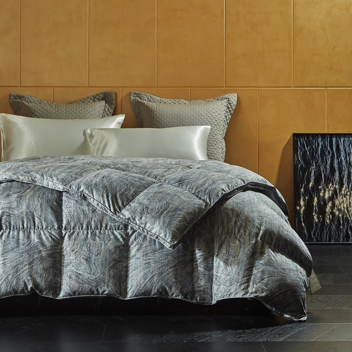 91家纺网 家纺一手货源 找家纺 暖羽屋羽绒馆 2025新款拉斐尔印花白鹅绒丝被子羽绒被芯加厚双人冬被春秋被婚庆被芯 X 拉斐尔