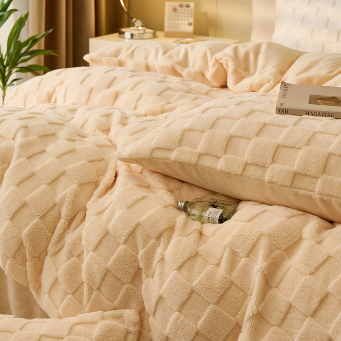 91家纺网 家纺一手货源 找家纺 晨曦家纺 2025新款加厚高克重230克塔芙绒牛奶绒单被套-初暖系列 初暖-奶黄