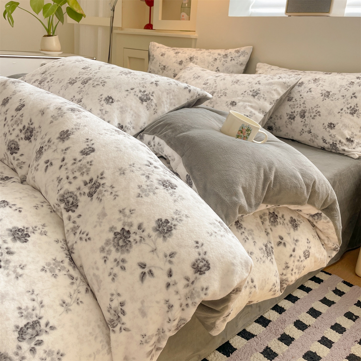 91家纺网 家纺一手货源 找家纺 （总）如约 2025新款印花牛奶绒四件套