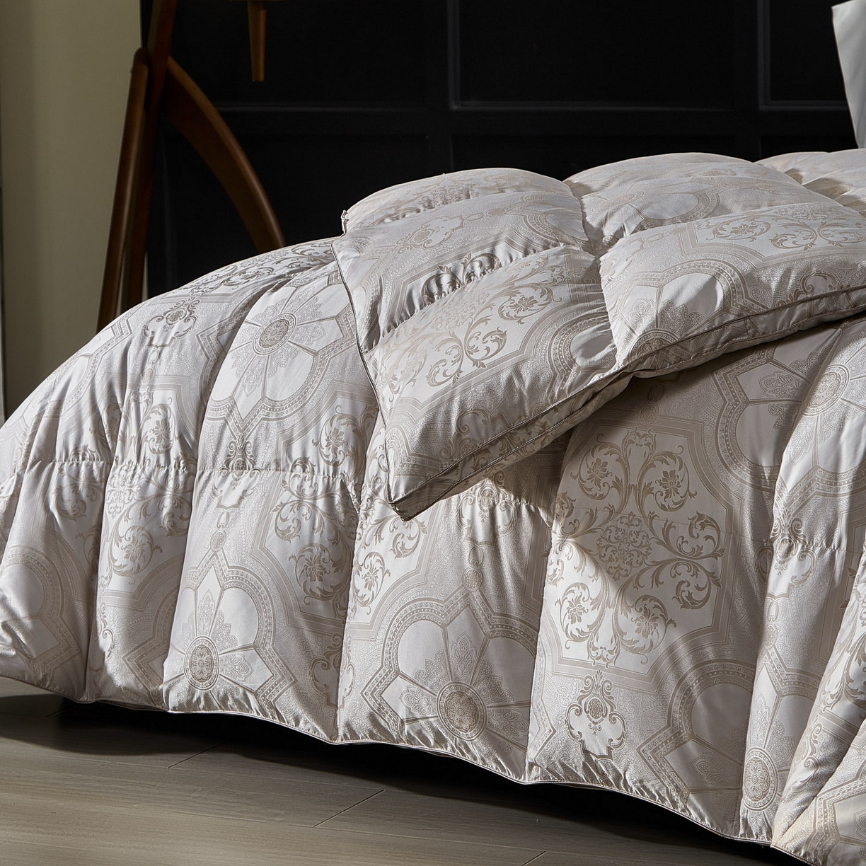 91家纺网 家纺一手货源 找家纺 暖羽屋羽绒馆 2025新款绒子95白鸭绒被子羽绒被双人婚庆加厚冬被春秋被芯 Q拉妮娜