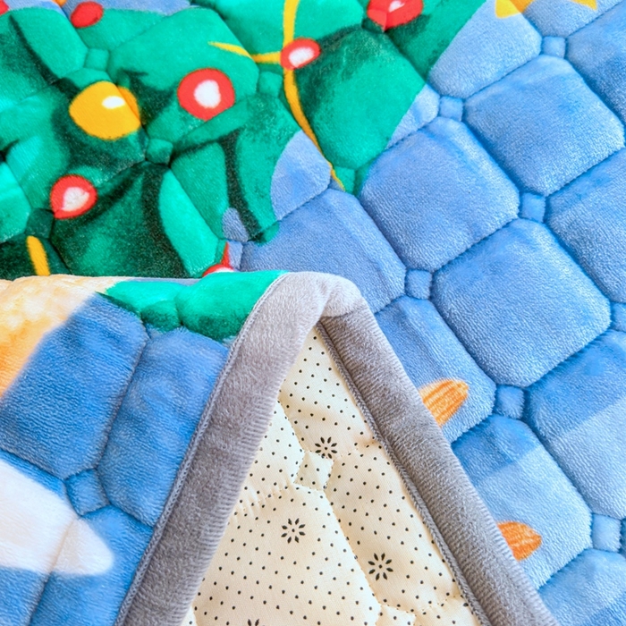 91家纺网 家纺一手货源 找家纺 小叮当家纺仓储工厂店 2025新款牛奶绒夹棉印花床垫学生图 绒床垫-圣诞小鹿蓝色