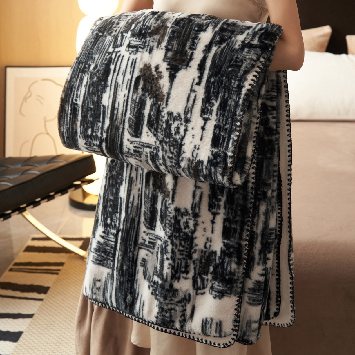 91家纺网 家纺一手货源 找家纺 （总）晨曦家纺 2025新款兔毛绒海獭绒双层毛毯三角针复合毛毯