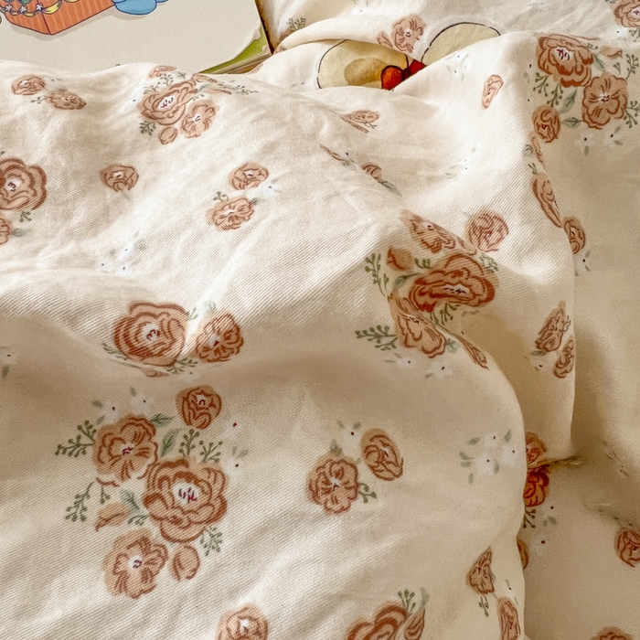 91家纺网 家纺一手货源 找家纺 漫仙阁家纺 2025新款斜纹印花被 春秋被 冬被 单人双人款被子 裙子小兔