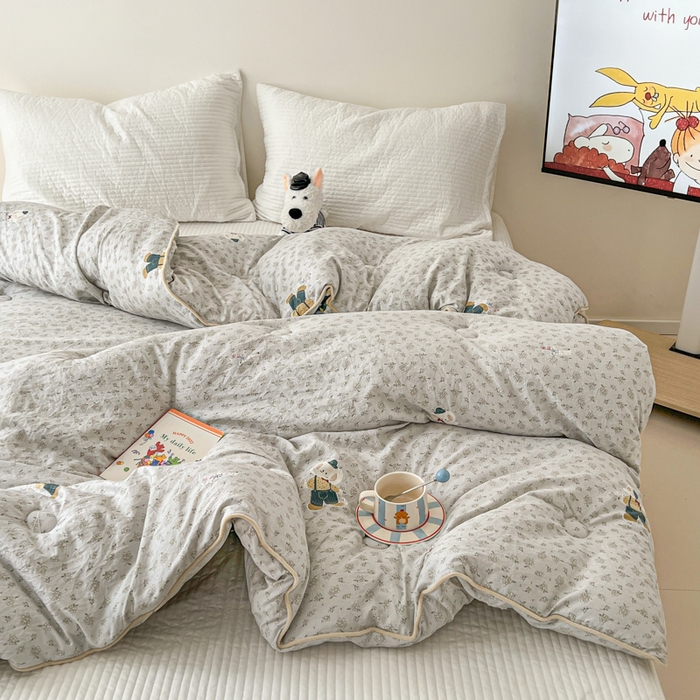 91家纺网 家纺一手货源 找家纺 漫仙阁家纺 2025新款斜纹印花被 春秋被 冬被 单人双人款被子 绅士小象-蓝