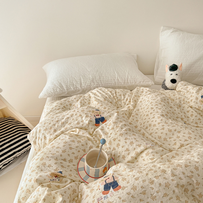 91家纺网 家纺一手货源 找家纺 漫仙阁家纺 2025新款斜纹印花被 春秋被 冬被 单人双人款被子 绅士小象-米黄