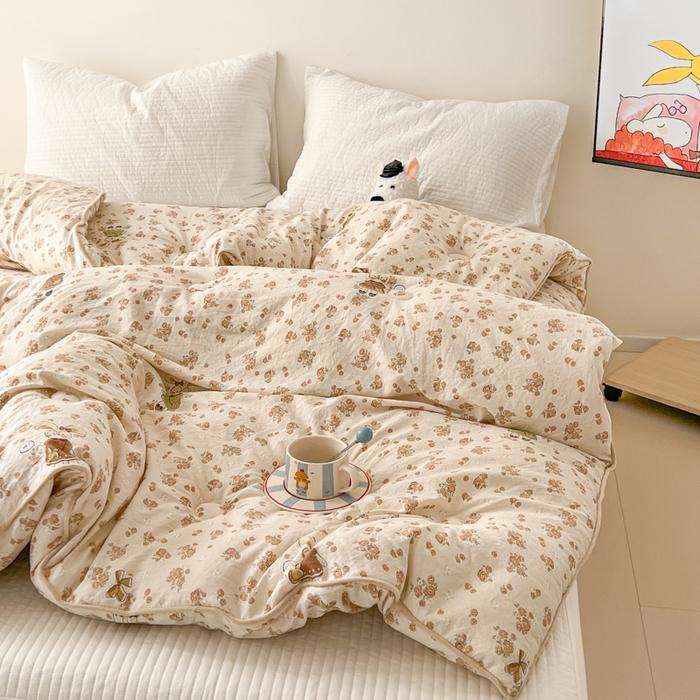 91家纺网 家纺一手货源 找家纺 漫仙阁家纺 2025新款斜纹印花被 春秋被 冬被 单人双人款被子 裙子小兔