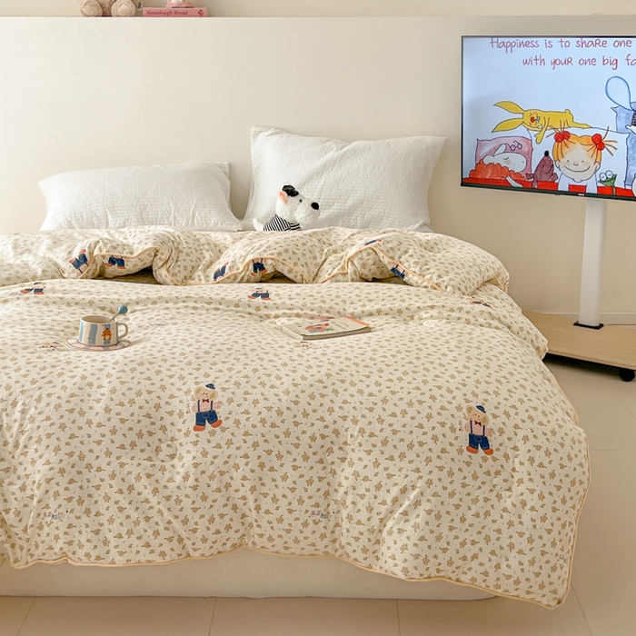 91家纺网 家纺一手货源 找家纺 漫仙阁家纺 2025新款斜纹印花被 春秋被 冬被 单人双人款被子 绅士小象-米黄