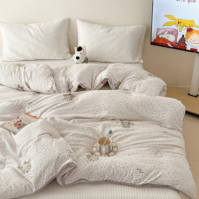 91家纺网 家纺一手货源 找家纺 漫仙阁家纺 2025新款斜纹印花被 春秋被 冬被 单人双人款被子 紫色小熊