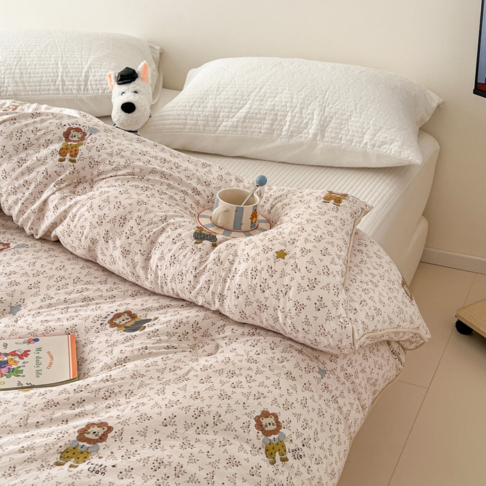 91家纺网 家纺一手货源 找家纺 漫仙阁家纺 2025新款斜纹印花被 春秋被 冬被 单人双人款被子 萌宠小狮子