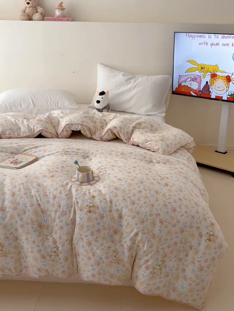 91家纺网 家纺一手货源 找家纺 漫仙阁家纺 2025新款斜纹印花被 春秋被 冬被 单人双人款被子 粉小兔