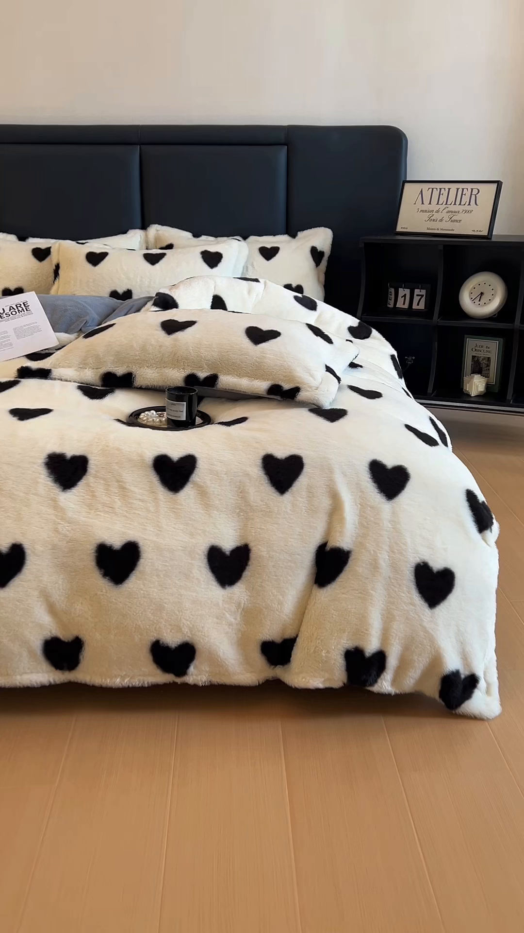 91家纺网 家纺一手货源 找家纺 一比一家纺 2025新款亲肤舒适兔毛绒兔兔绒牛奶绒四件套 爱心