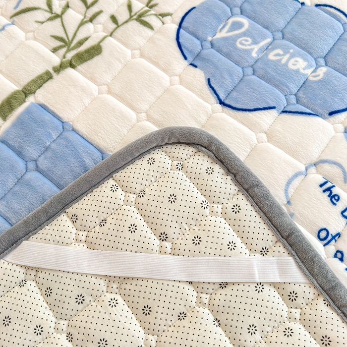 91家纺网 家纺一手货源 找家纺 小叮当家纺仓储工厂店 2025新款牛奶绒夹棉印花床垫学生图 绒床垫-熊猫乐园蓝色