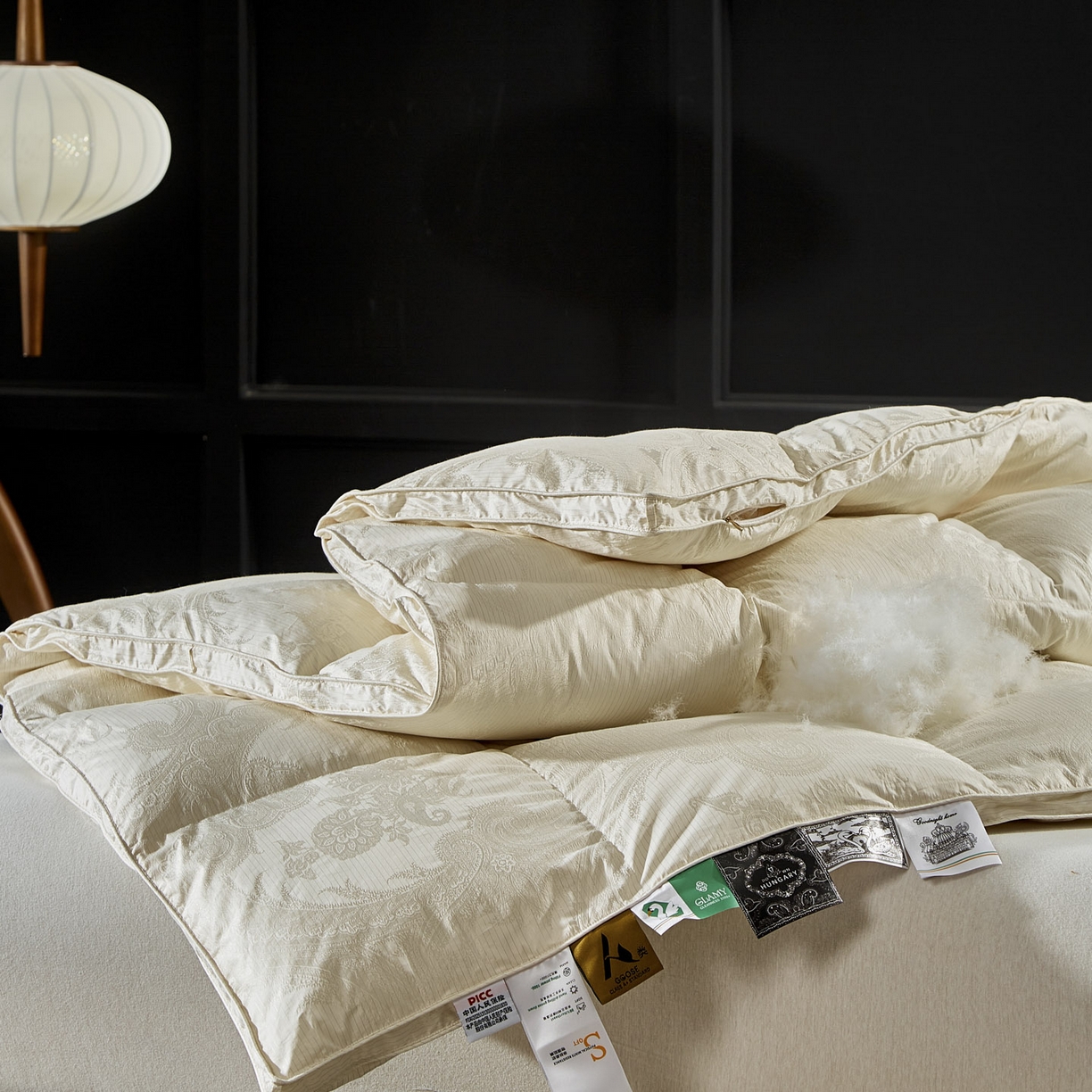 91家纺网 家纺一手货源 找家纺 暖羽屋羽绒馆 2025新款180s大提花95鸭绒被带质检羽绒被芯婚庆双人羽绒被子 D浮云 金