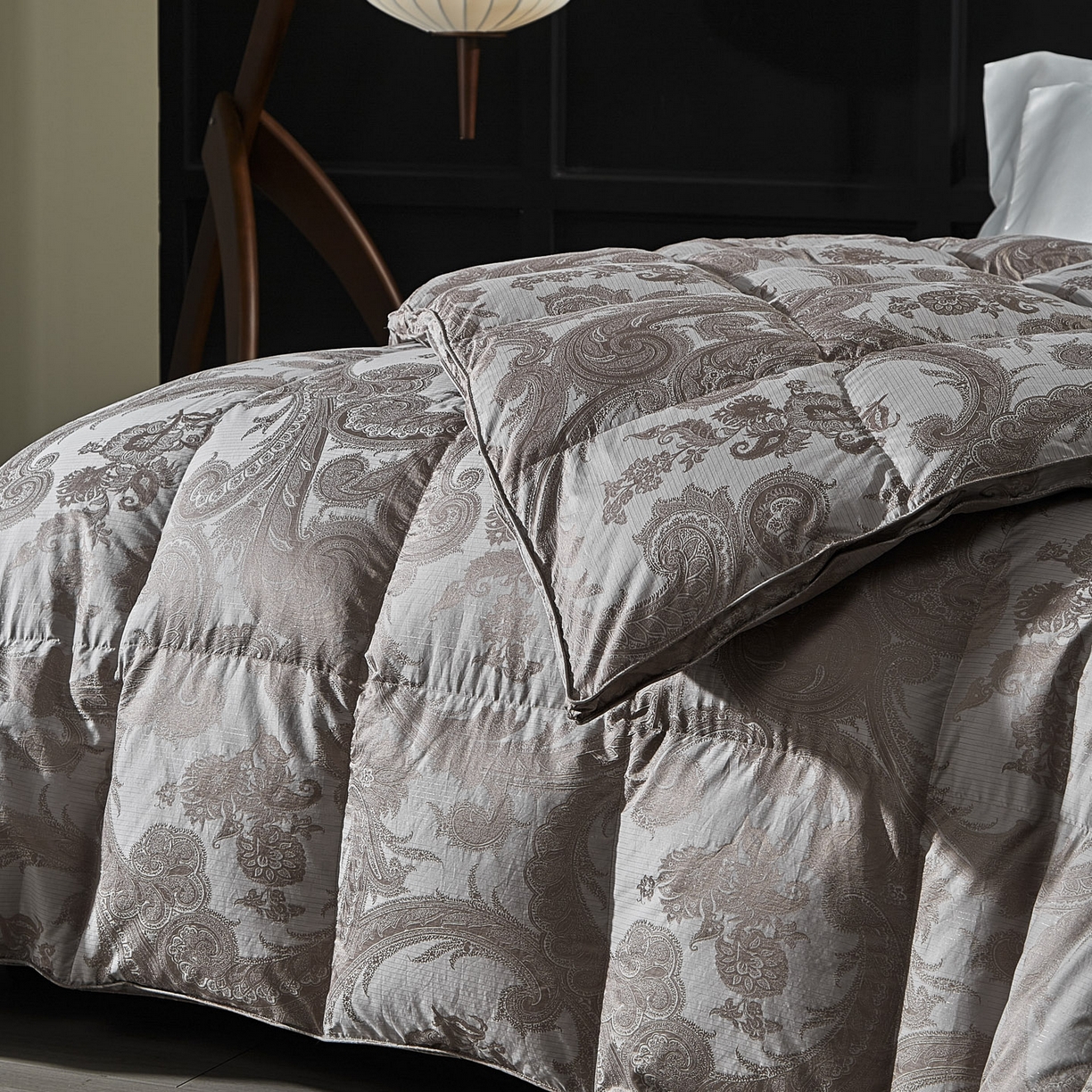 91家纺网 家纺一手货源 找家纺 暖羽屋羽绒馆 2025新款180s大提花95鸭绒被带质检羽绒被芯婚庆双人羽绒被子 D浮云 咖灰