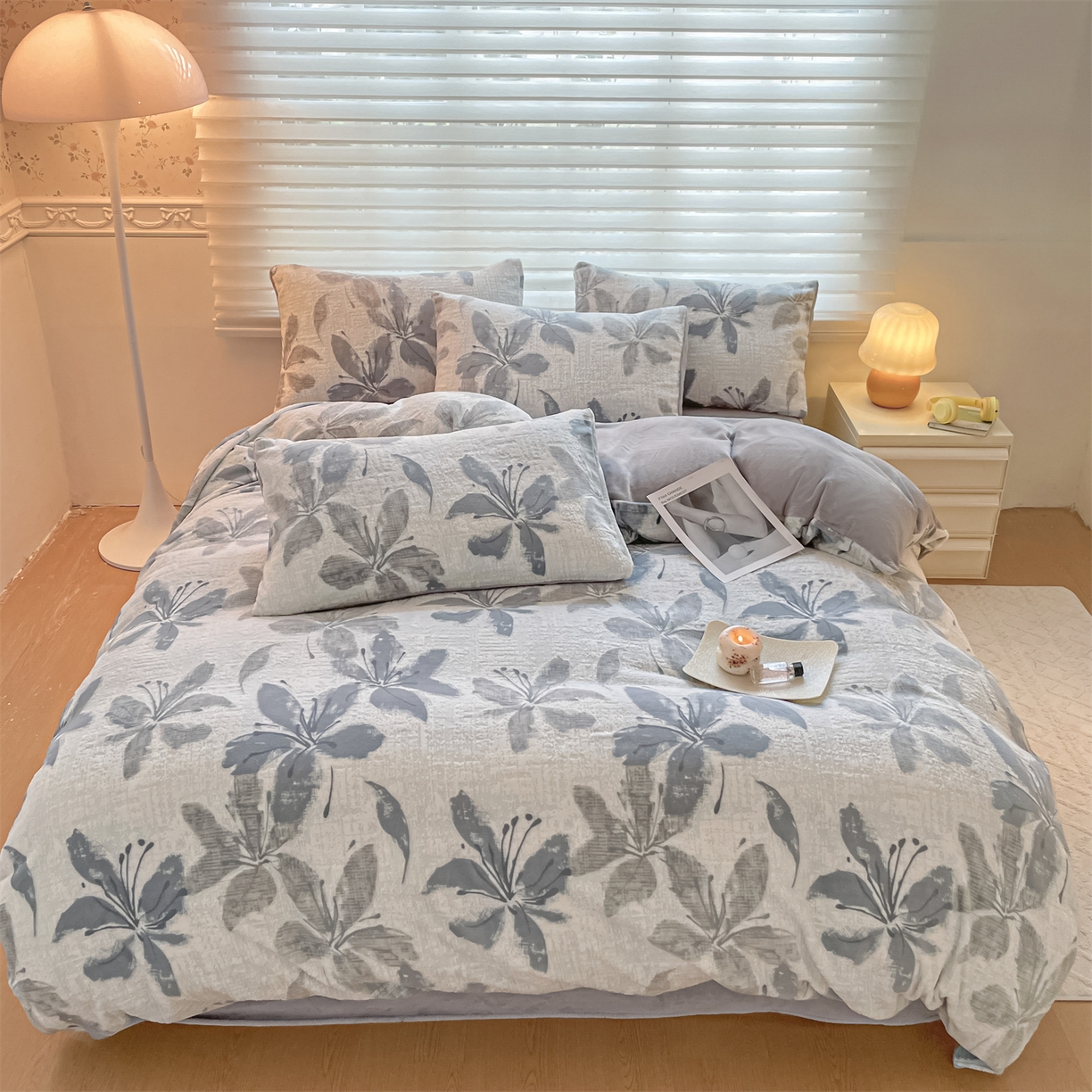 91家纺网 家纺一手货源 找家纺 如约 2025新款A类雕花牛奶绒四件套 素花疏影-蓝