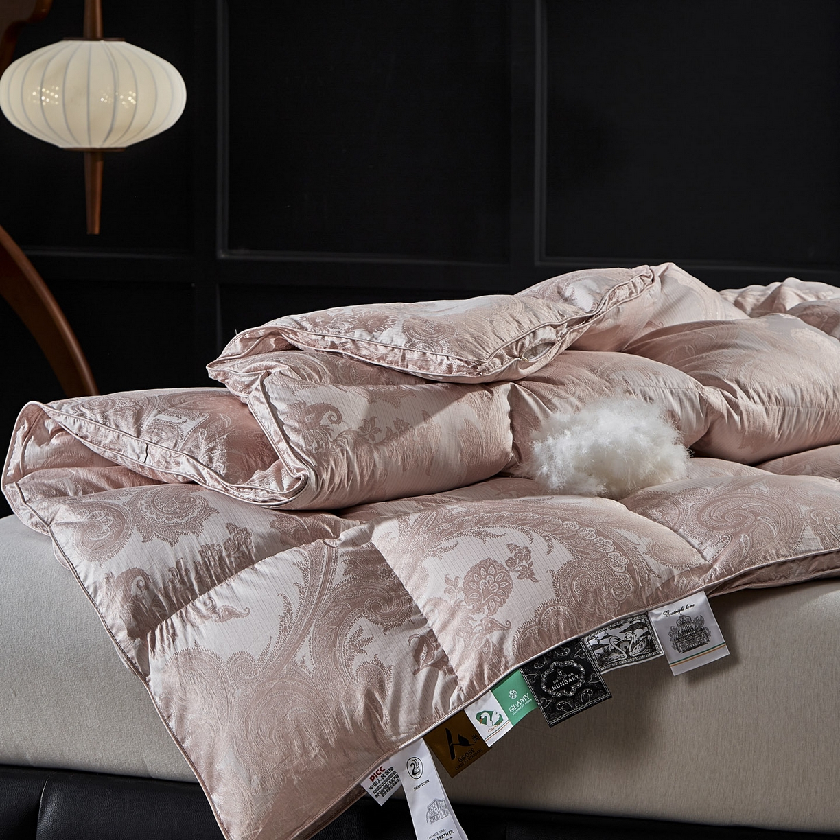 91家纺网 家纺一手货源 找家纺 暖羽屋羽绒馆 2025新款180s大提花95鸭绒被带质检羽绒被芯婚庆双人羽绒被子 D浮云 玉