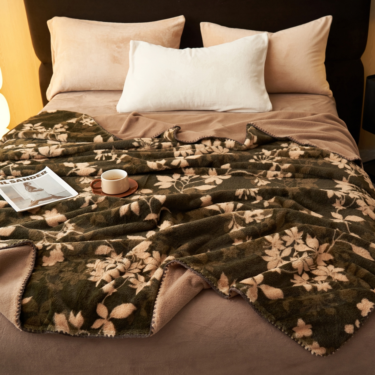 91家纺网 家纺一手货源 找家纺 晨曦家纺 2025新款兔毛绒海獭绒双层毛毯三角针复合毛毯 花枝