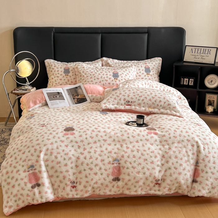 91家纺网 家纺一手货源 找家纺 一比一家纺 2025新款亲肤舒适兔毛绒兔兔绒牛奶绒四件套 花园兔