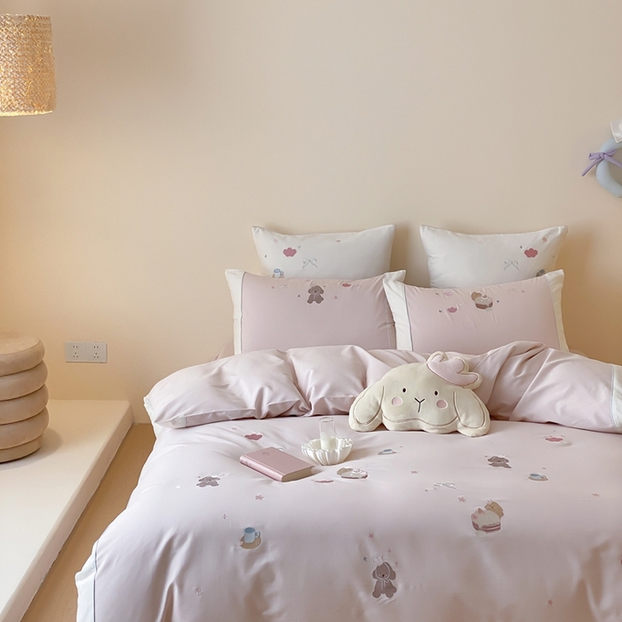 91家纺网 家纺一手货源 找家纺 （总）MIU缪家居 2025新款100支全棉纯棉磨毛贴布绣四件套-萌宠派对