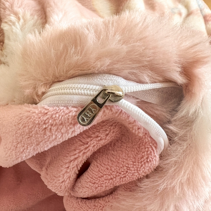 91家纺网 家纺一手货源 找家纺 一比一家纺 2025新款亲肤舒适兔毛绒兔兔绒牛奶绒四件套 花园熊