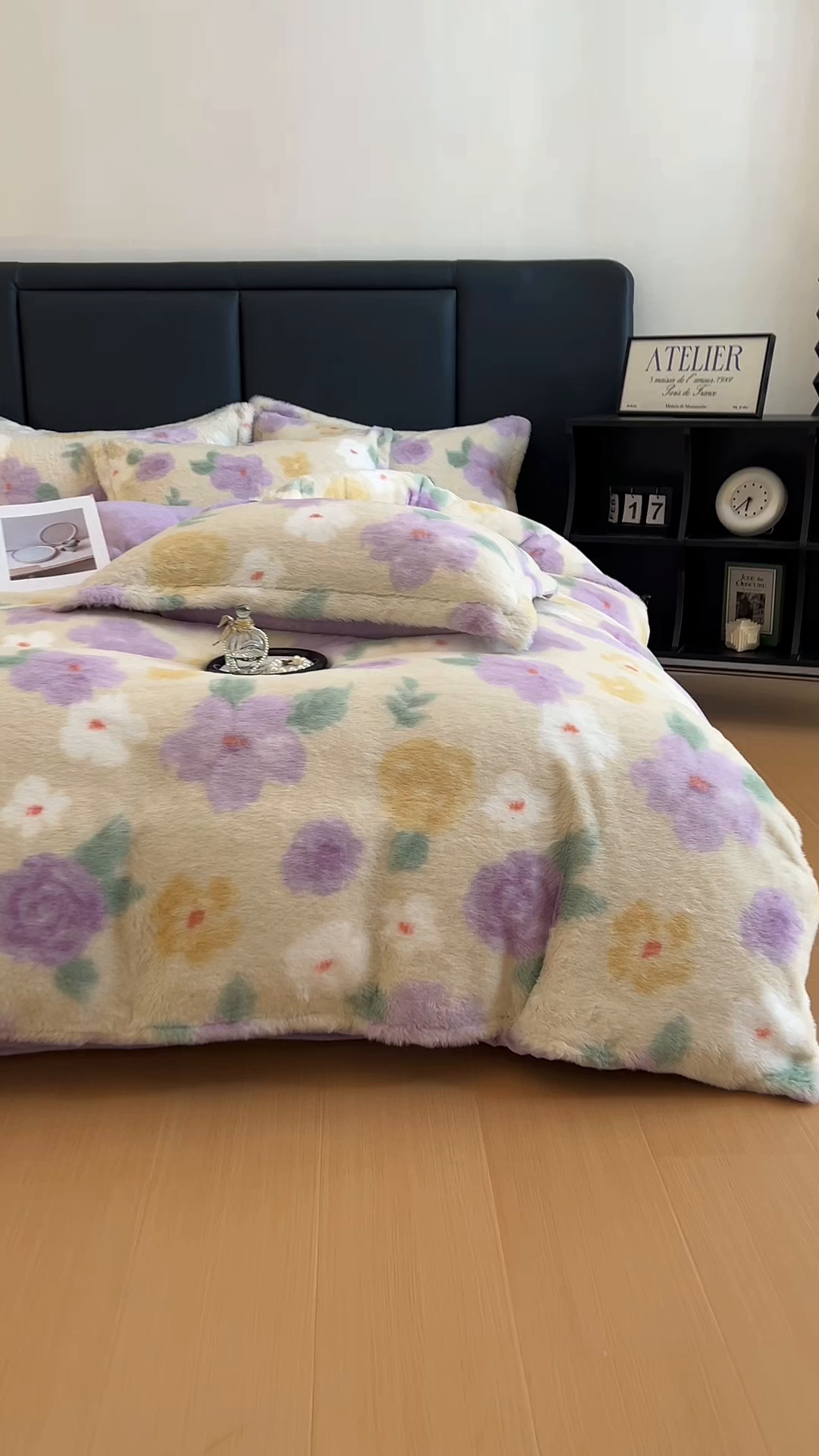 91家纺网 家纺一手货源 找家纺 一比一家纺 2025新款亲肤舒适兔毛绒兔兔绒牛奶绒四件套 紫色花语