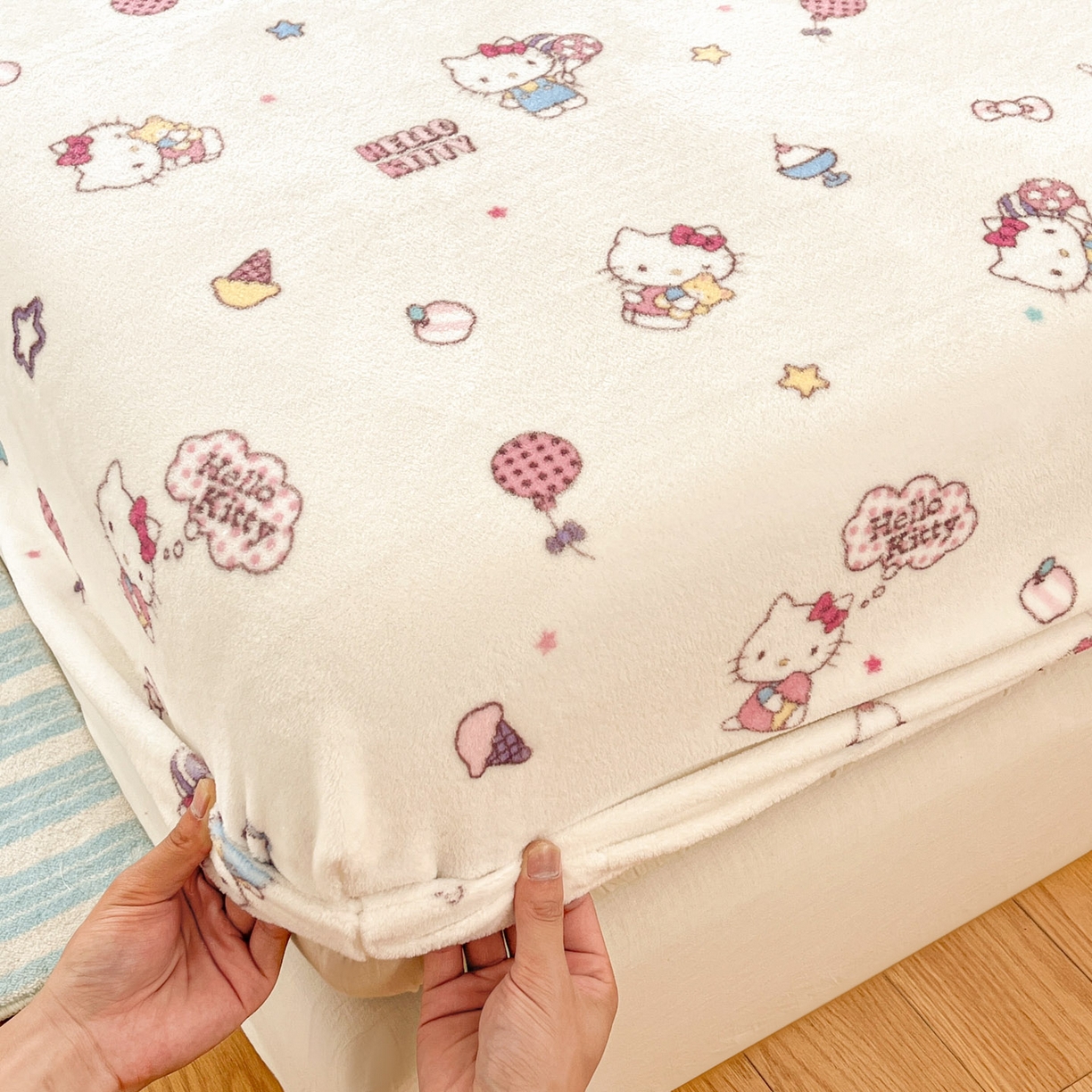 91家纺网 家纺一手货源 找家纺 博雅 2025新款三丽鸥牛奶绒小版床笠 牛奶绒小版-美美KT