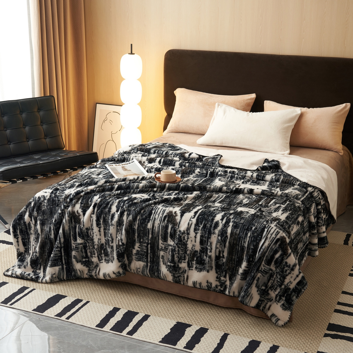 91家纺网 家纺一手货源 找家纺 晨曦家纺 2025新款兔毛绒海獭绒双层毛毯三角针复合毛毯 西城印象-灰