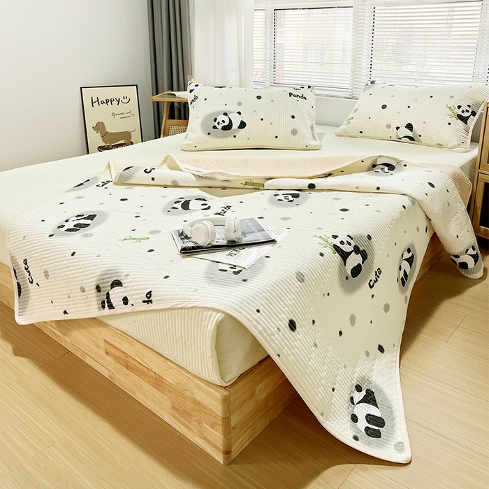 91家纺网 家纺一手货源 找家纺 拾小柒 2025年新款夹棉防滑床盖绗缝褥子床垫保护垫 糯糯棉-竹子熊猫