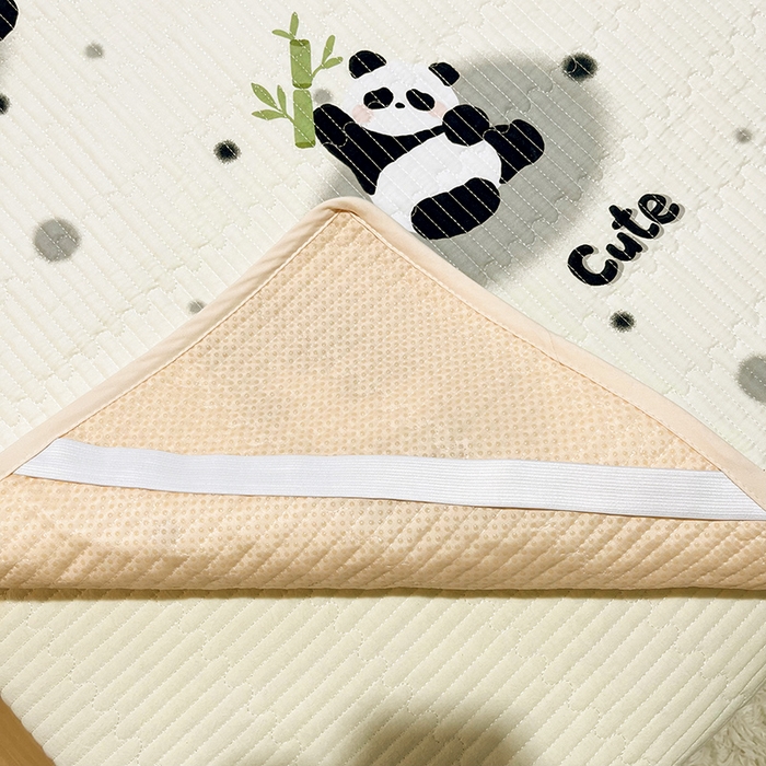 91家纺网 家纺一手货源 找家纺 拾小柒 2025年新款夹棉防滑床盖绗缝褥子床垫保护垫 糯糯棉-竹子熊猫