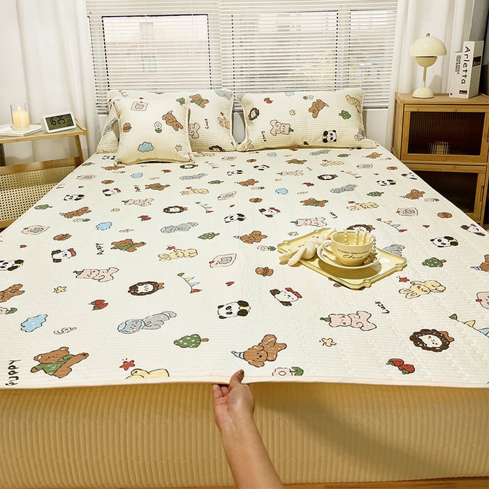 91家纺网 家纺一手货源 找家纺 拾小柒 2025年新款夹棉防滑床盖绗缝褥子床垫保护垫 糯糯棉-马戏团