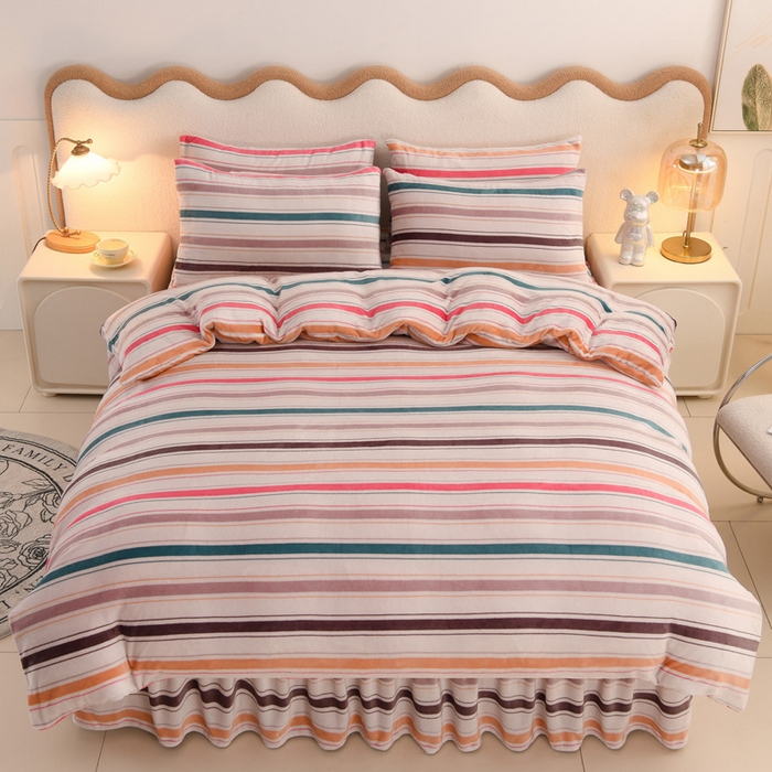 91家纺网 家纺一手货源 找家纺 圣楚家纺 2025新款牛奶绒床裙款四件套 匆匆那年