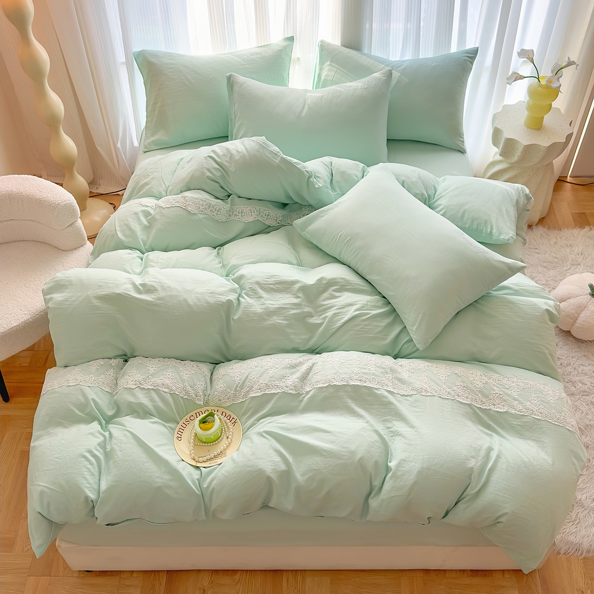 91家纺网 家纺一手货源 找家纺 灿哈 2025新款烫钻蕾丝花边水洗棉四件套 清脆绿