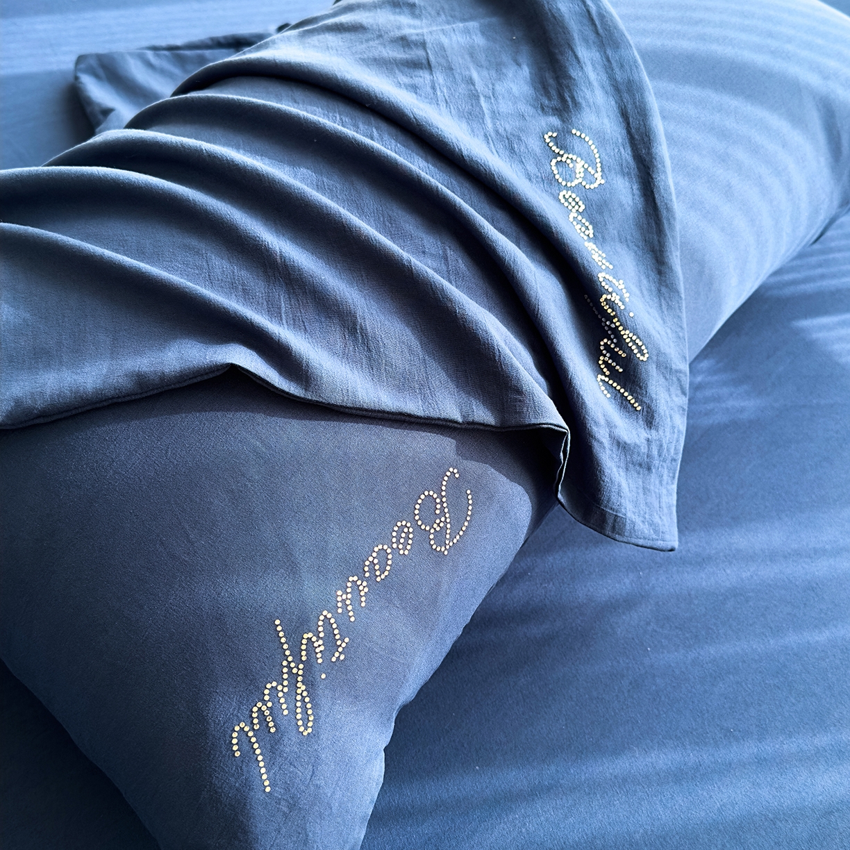 91家纺网 家纺一手货源 找家纺 （总）灿哈 2025新款烫钻蕾丝花边水洗棉四件套