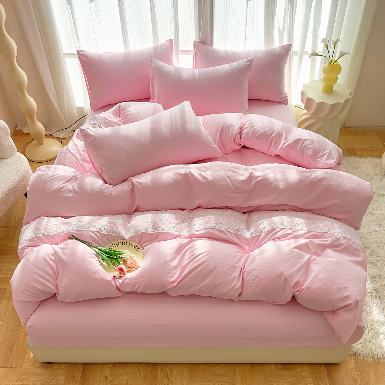 91家纺网 家纺一手货源 找家纺 灿哈 2025新款烫钻蕾丝花边水洗棉四件套 公主玉