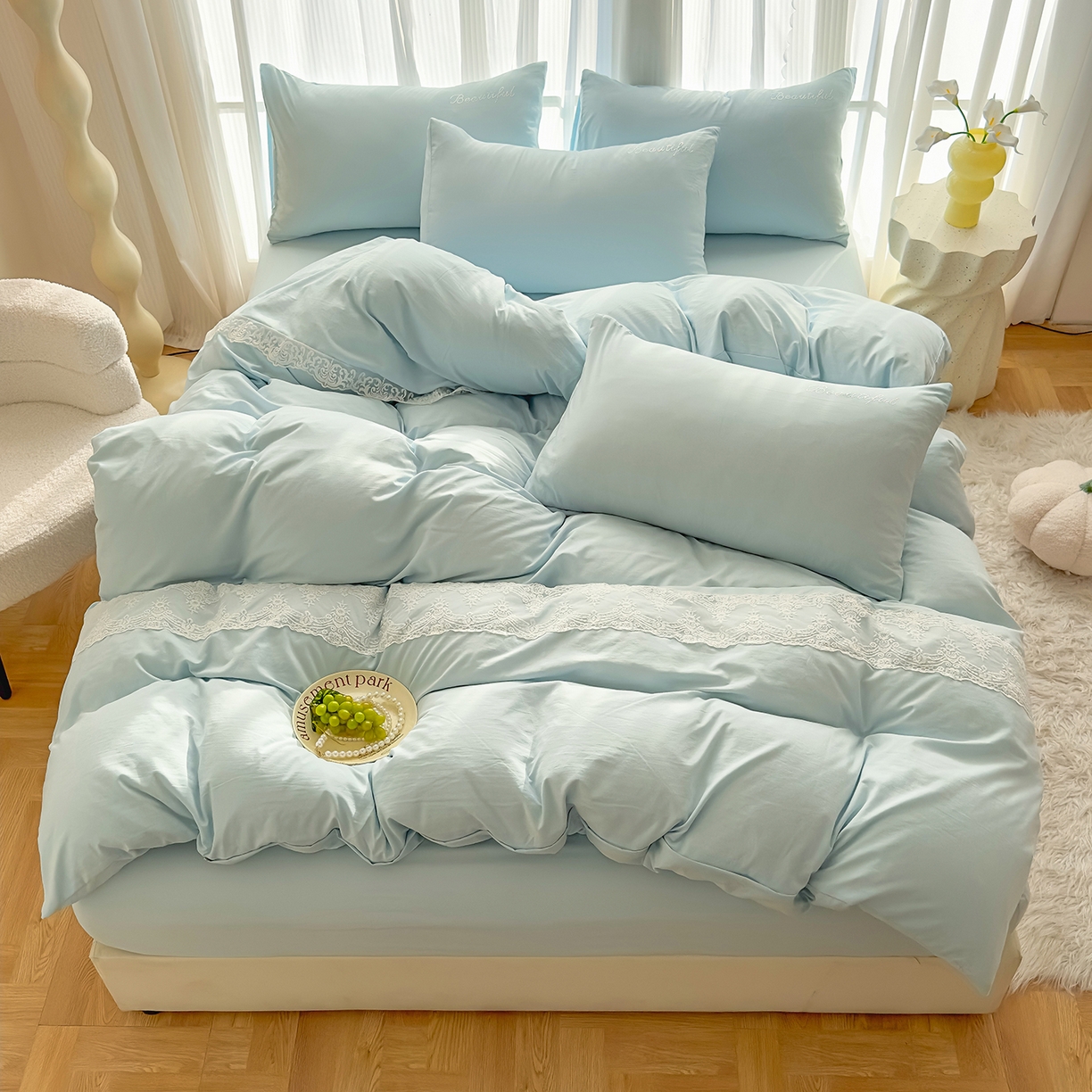 91家纺网 家纺一手货源 找家纺 灿哈 2025新款烫钻蕾丝花边水洗棉四件套 海水蓝