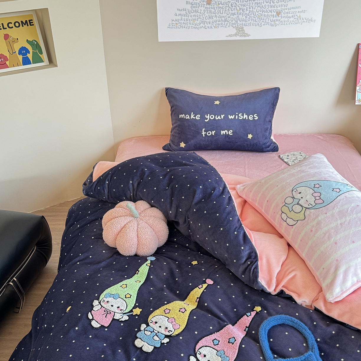 91家纺网 家纺一手货源 找家纺 美乐迪家纺 2025新款牛奶绒卡通绣花四件套 天使猫咪