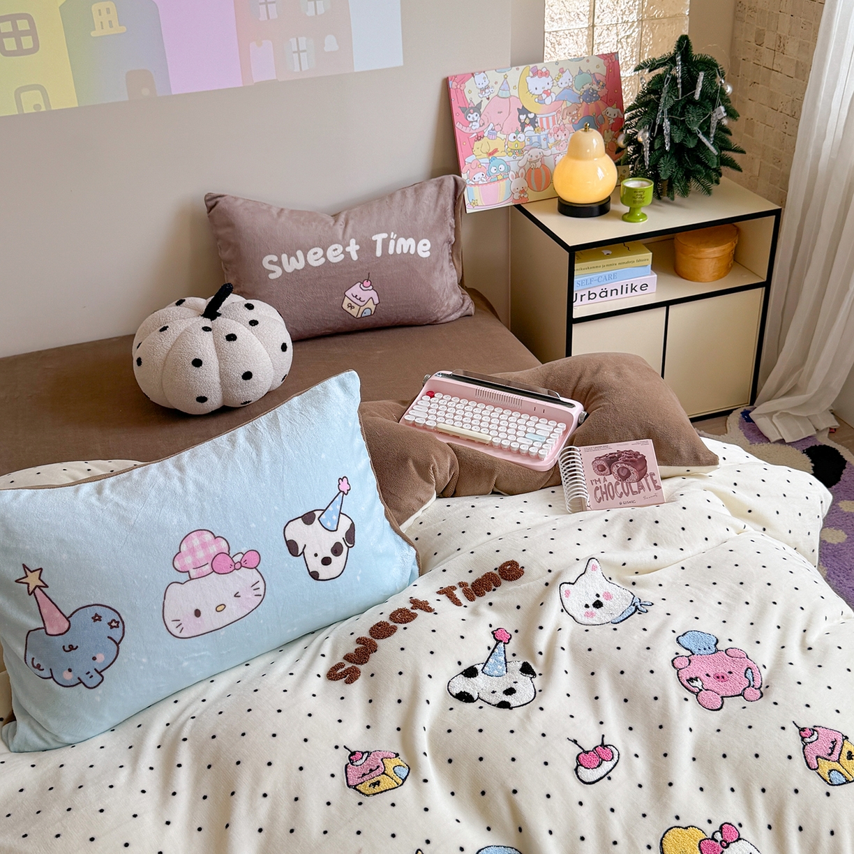 91家纺网 家纺一手货源 找家纺 美乐迪家纺 2025新款牛奶绒卡通绣花四件套 甜趣卡通