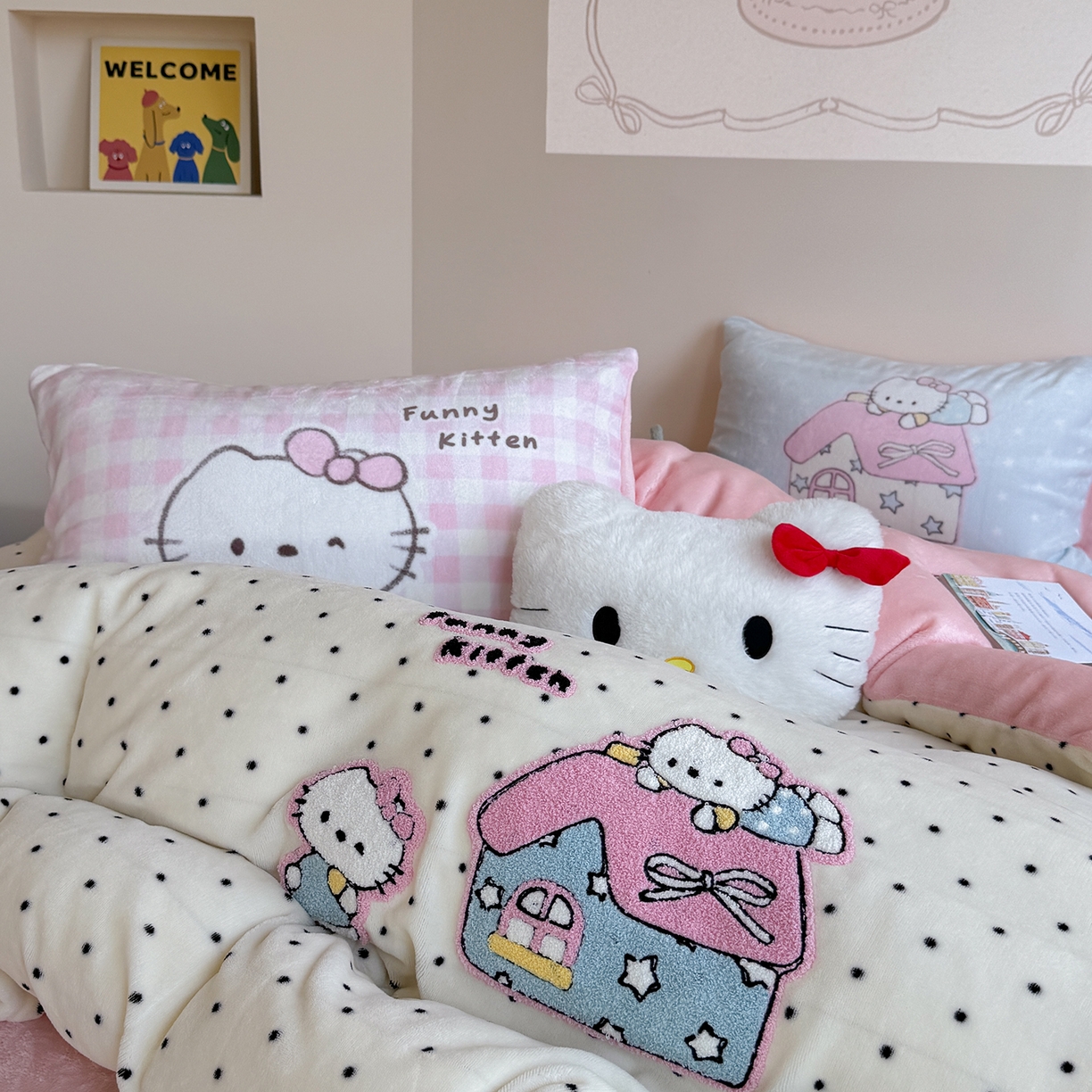 91家纺网 家纺一手货源 找家纺 美乐迪家纺 2025新款牛奶绒卡通绣花四件套 猫咪小屋