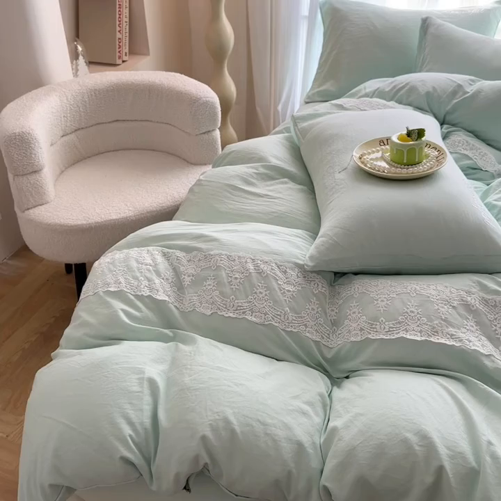 91家纺网 家纺一手货源 找家纺 灿哈 2025新款烫钻蕾丝花边水洗棉四件套 海水蓝