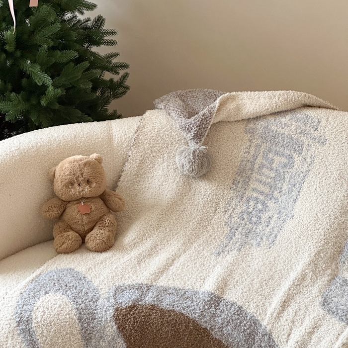 91家纺网 家纺一手货源 找家纺 Sweet dreams甜梦 2025新款轻奢高端毛球款半边绒针织毛毯 休闲时光