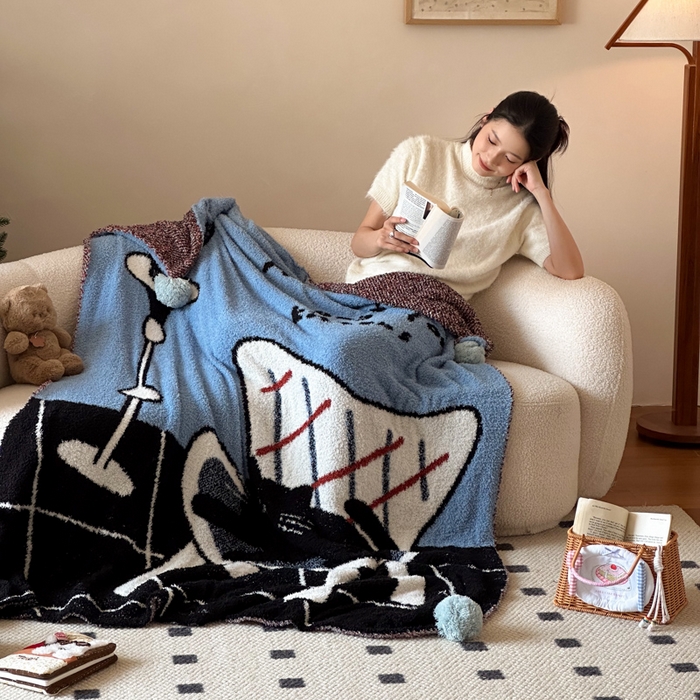 91家纺网 家纺一手货源 找家纺 Sweet dreams甜梦 2025新款轻奢高端毛球款半边绒针织毛毯 猫咪花瓶