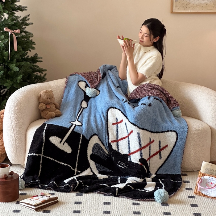 91家纺网 家纺一手货源 找家纺 Sweet dreams甜梦 2025新款轻奢高端毛球款半边绒针织毛毯 猫咪花瓶