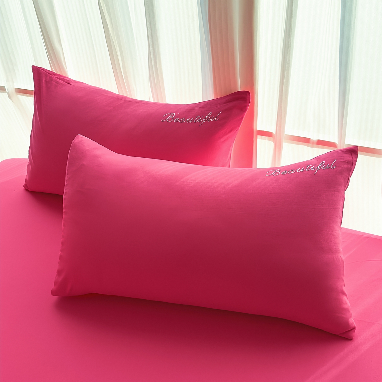 91家纺网 家纺一手货源 找家纺 灿哈 2025新款烫钻蕾丝花边水洗棉四件套 玫瑰红