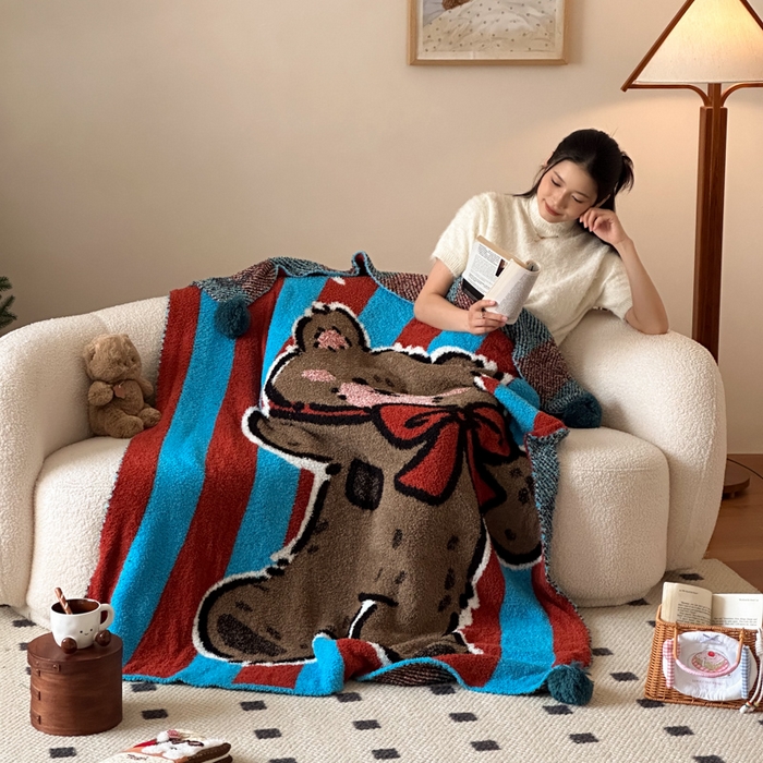 91家纺网 家纺一手货源 找家纺 Sweet dreams甜梦 2025新款轻奢高端毛球款半边绒针织毛毯 蝴蝶结小熊