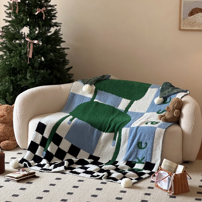 91家纺网 家纺一手货源 找家纺 Sweet dreams甜梦 2025新款轻奢高端毛球款半边绒针织毛毯 绿格子椅子