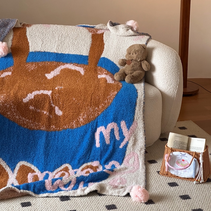 91家纺网 家纺一手货源 找家纺 Sweet dreams甜梦 2025新款轻奢高端毛球款半边绒针织毛毯 早晨的咖啡